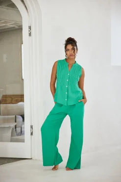 Blanco By Nature Gigi Top><noscript><img width=