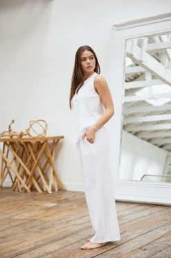 Blanco By Nature Gigi Top><noscript><img width=