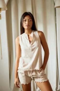 Blanco By Nature Molly Top><noscript><img width=