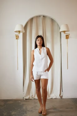 Blanco By Nature Molly Top><noscript><img width=