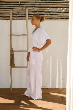 Blanco By Nature Penelope Top><noscript><img width=
